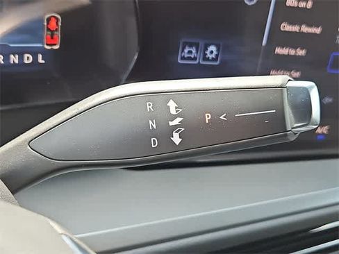 New 2025 Chevrolet Traverse LT w/ Enhanced Driving Package image 9