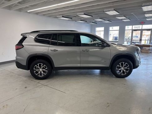 Used 2025 GMC Acadia AT4 image 15