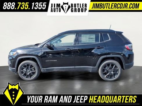 New 2026 Jeep Compass Latitude image 2