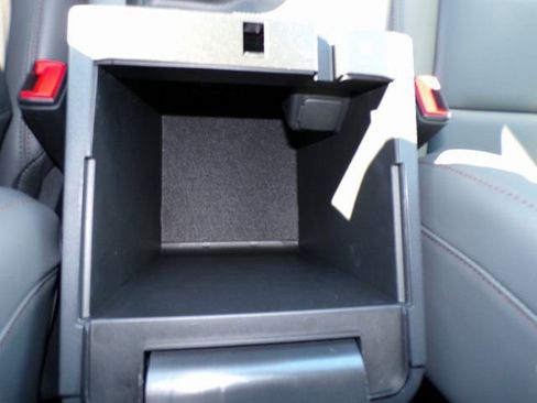 New 2026 Ford Explorer Active w/ Active Comfort Package image 31