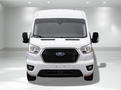 Used 2021 Ford Transit 350 XLT image 4