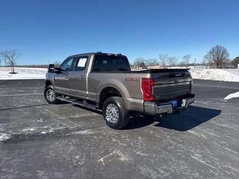 Used 2020 Ford F350 Lariat w/ Chrome Package image 9