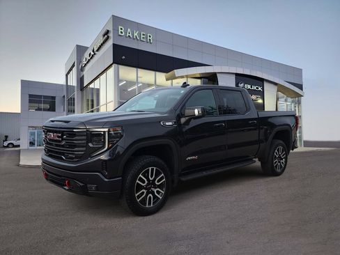 Certified 2025 GMC Sierra 1500 AT4 w/ AT4 Premium Package AWD/4WD image 1
