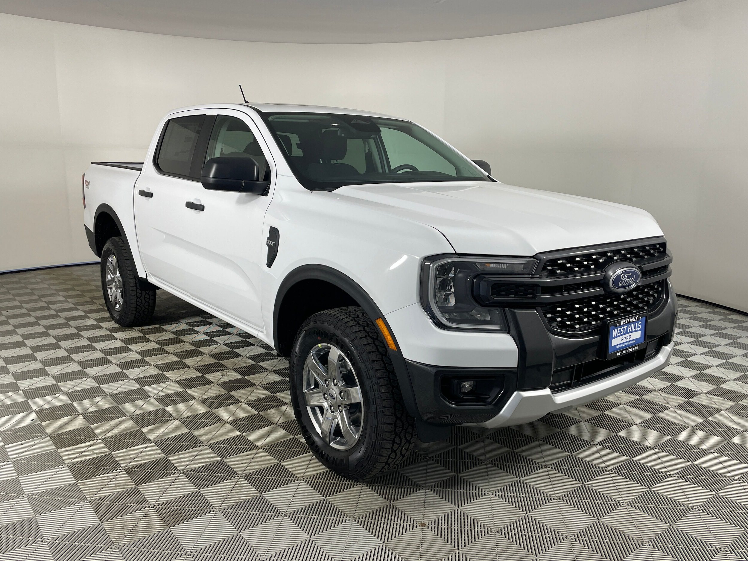 New 2026 Ford Ranger XLT w/ Equipment Group 301A High AWD/4WD image 10
