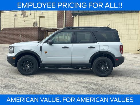 New 2026 Ford Bronco Sport Badlands w/ Badlands Tech Package AWD/4WD image 2