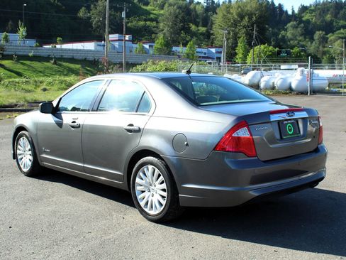 Used 2010 Ford Fusion Hybrid FWD image 5