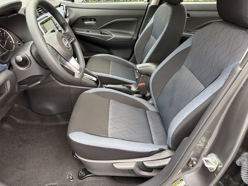 Used 2025 Nissan Versa SV w/ Trunk Package FWD image 27