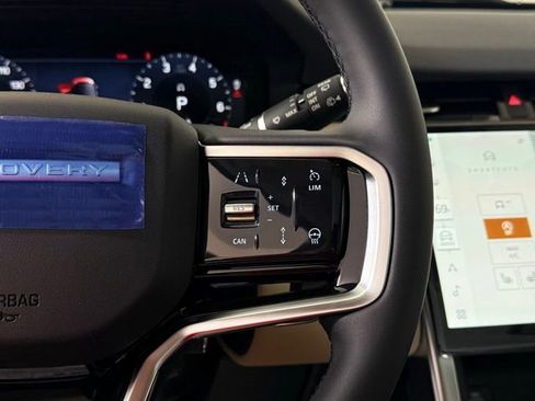 Certified 2025 Land Rover Discovery Sport S image 21