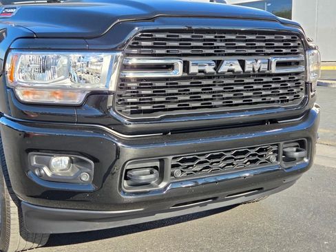 Used 2024 RAM 2500 Big Horn w/ Sport Appearance Package AWD/4WD image 8