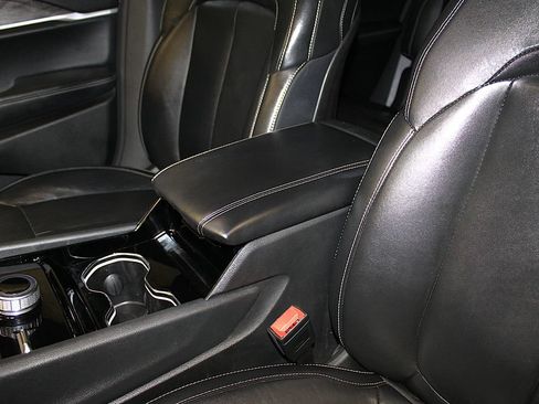 Certified 2022 Jeep Grand Cherokee L Limited AWD/4WD image 25