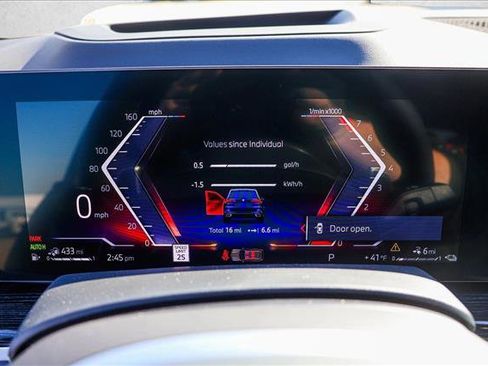 New 2026 BMW X5 xDrive50e image 14