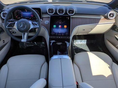 Used 2025 Mercedes-Benz C 300 Sedan image 14