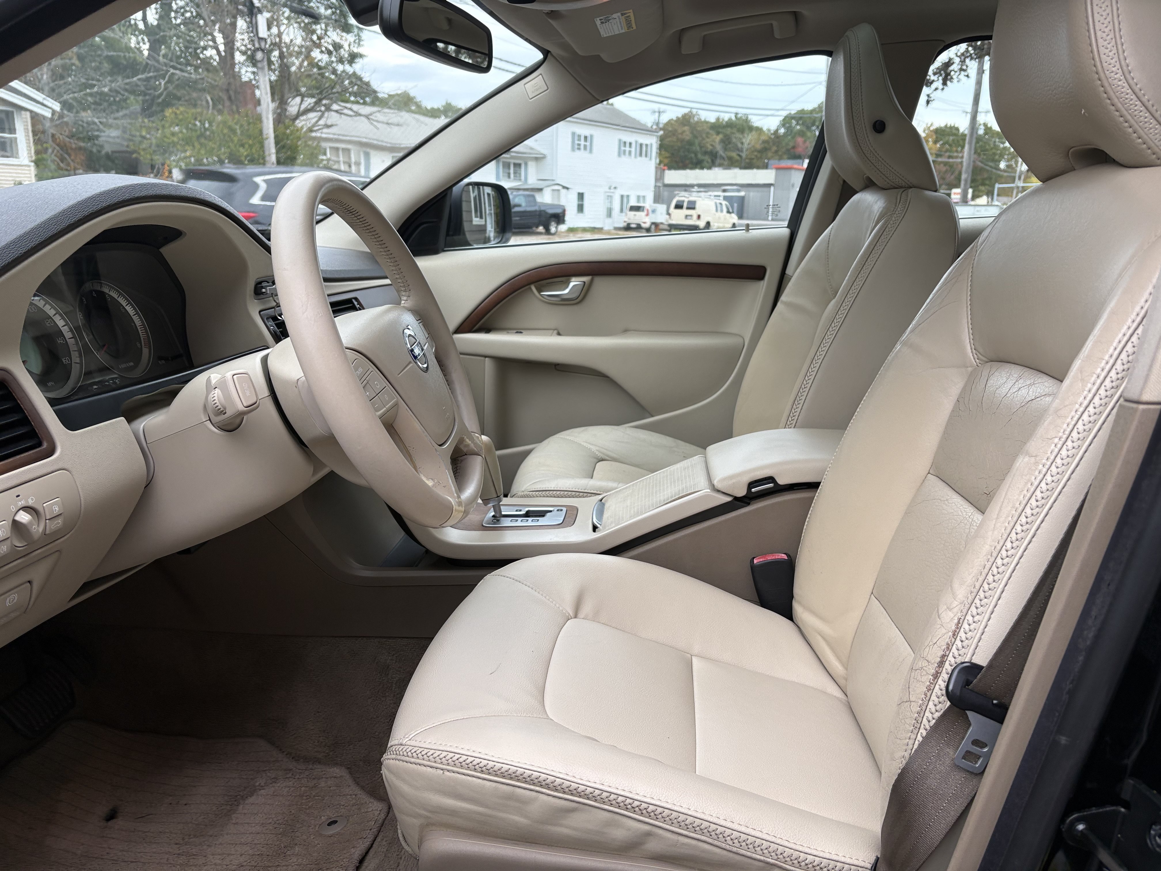 Used 2010 Volvo XC70 3.2 AWD/4WD image 17