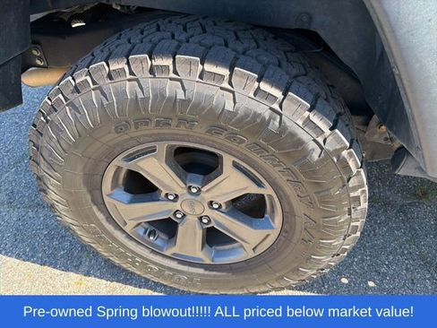 Used 2018 Jeep Wrangler Unlimited Rubicon AWD/4WD image 16