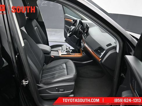 Used 2021 Audi Q5 2.0T Premium Plus AWD/4WD image 33