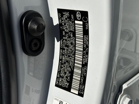 Used 2022 Toyota Corolla SE image 26