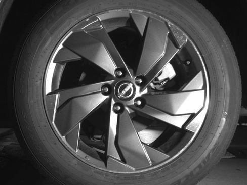 Used 2025 Nissan Rogue SV FWD image 14