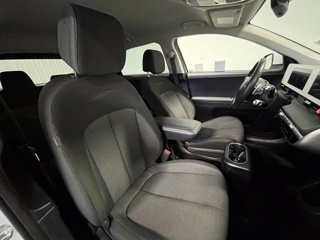 Used 2024 Hyundai Ioniq 5 SEL RWD image 9