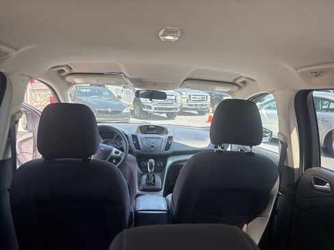 Used 2015 Ford Escape SE FWD image 13