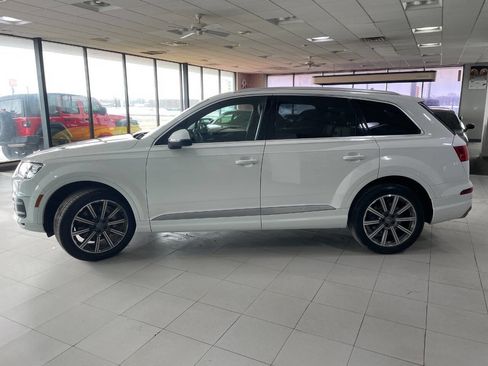 Used 2017 Audi Q7 3.0T Premium Plus image 4