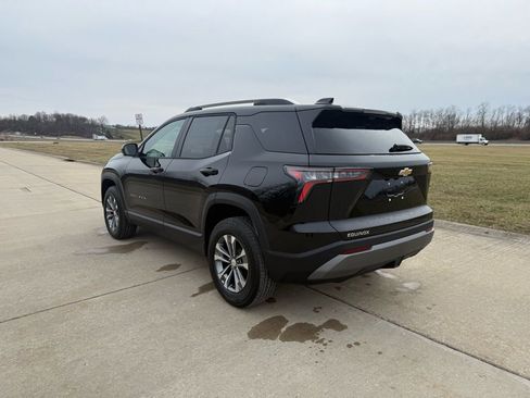 New 2026 Chevrolet Equinox LT w/ Convenience Package II image 8