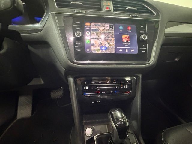 Used 2023 Volkswagen Tiguan SE FWD image 17