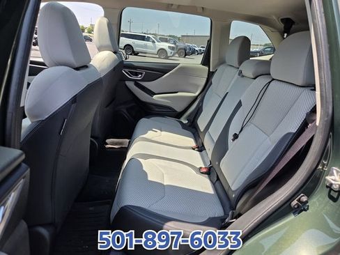 Used 2022 Subaru Forester Premium AWD/4WD image 10
