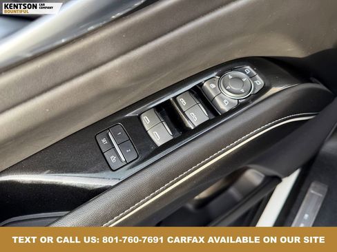 Used 2024 Cadillac Escalade Sport Platinum image 25