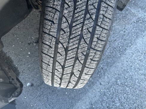 Used 2022 Toyota RAV4 LE image 6