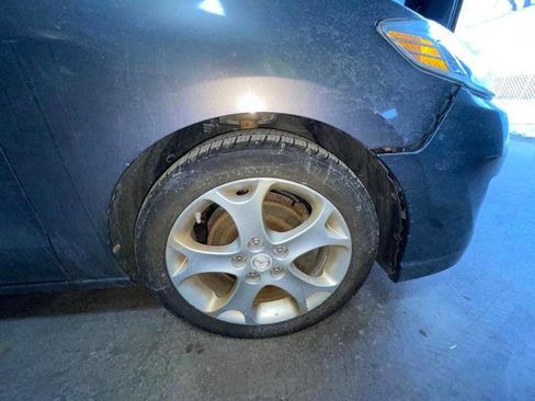 Used 2010 MAZDA MAZDA5 Grand Touring image 17