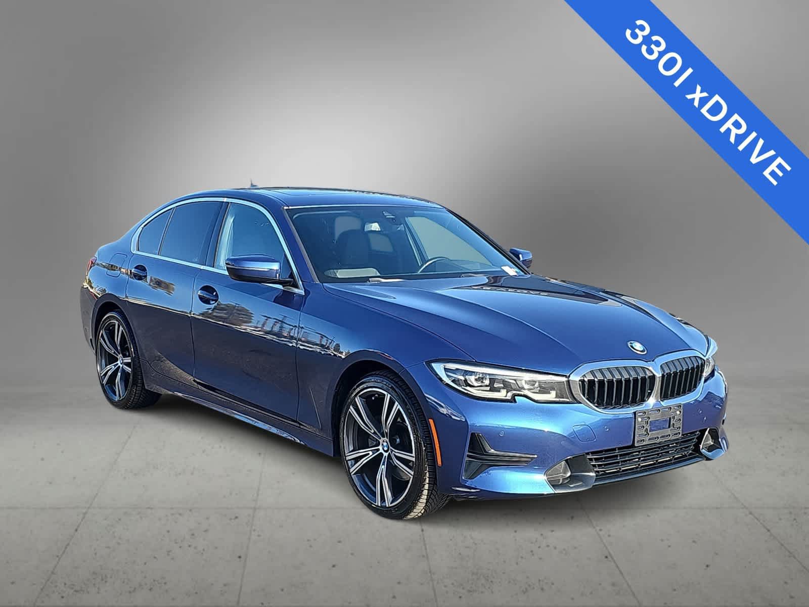 Used 2021 BMW 330i xDrive Sedan AWD/4WD image 2