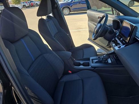 Used 2026 Toyota Corolla Cross SE image 10