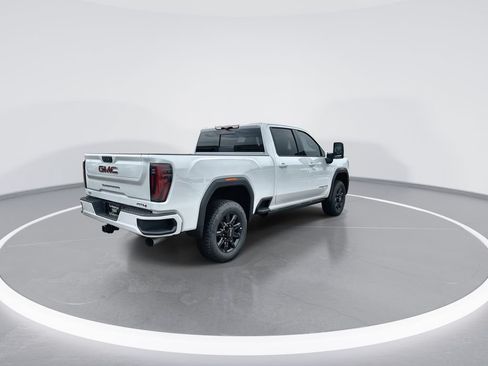 New 2026 GMC Sierra 2500 AT4 w/ AT4 Premium Plus Package AWD/4WD image 8