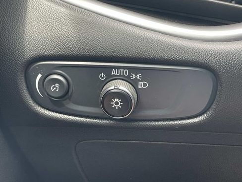 Used 2024 Chevrolet Malibu LT FWD image 23