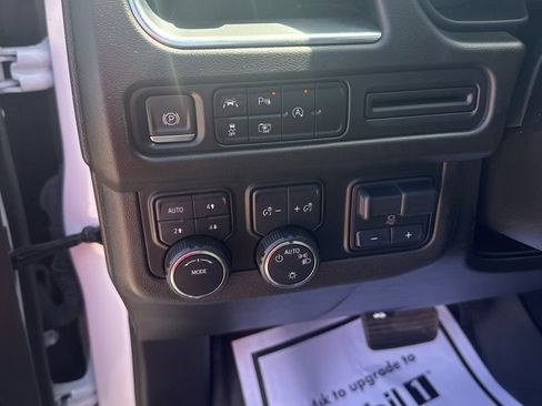 Used 2023 Chevrolet Tahoe LT w/ LT Signature Package AWD/4WD image 11