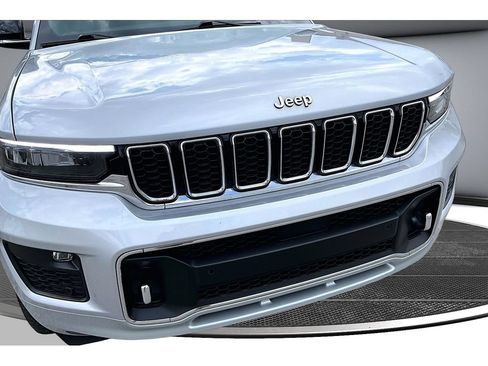 Certified 2024 Jeep Grand Cherokee L Overland w/ Trailer Tow Package AWD/4WD image 55