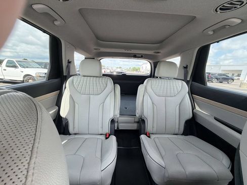 Used 2024 Hyundai Palisade Limited AWD/4WD image 28