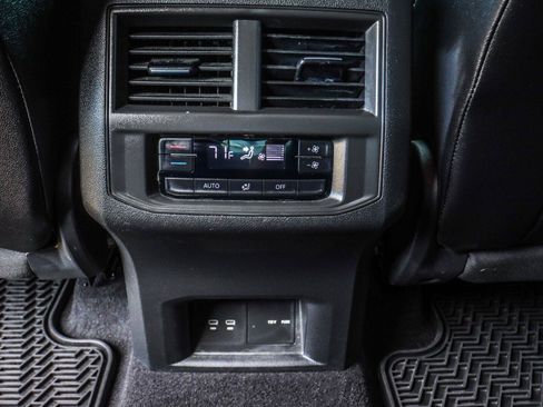 Used 2023 Volkswagen Atlas SE FWD image 10