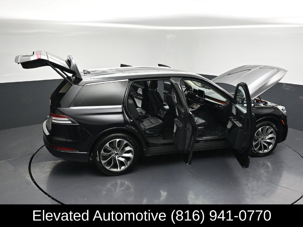 Used 2023 Lincoln Aviator Grand Touring w/ Equipment Group 301A AWD/4WD image 38