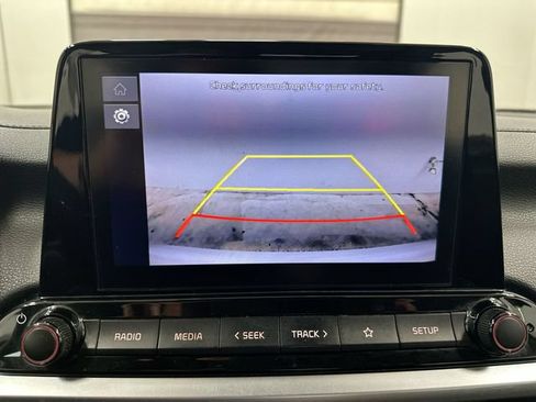 Used 2022 Kia Forte LXS FWD image 23