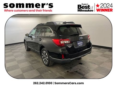 Used 2017 Subaru Outback 2.5i Limited image 3