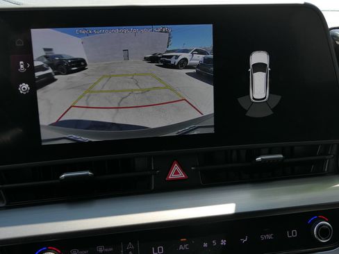 Used 2023 Kia Sportage EX FWD image 19