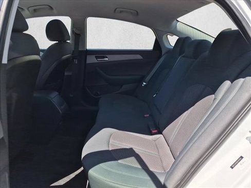 Used 2019 Hyundai Sonata SE FWD image 19