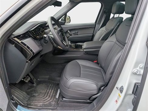 New 2025 Land Rover Range Rover Sport Dynamic SE image 7