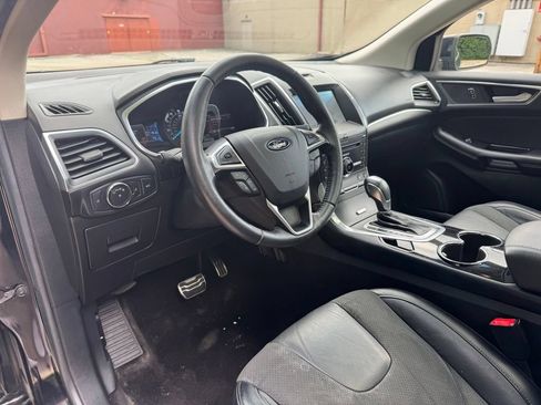 Used 2016 Ford Edge Sport w/ Equipment Group 401A AWD/4WD image 22