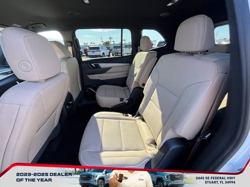 New 2026 Buick Enclave Preferred image 12