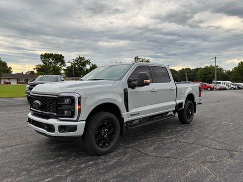 Used 2025 Ford F250 XLT w/ Black Appearance Package AWD/4WD image 1