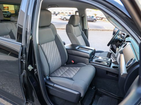 Used 2020 Toyota Tundra SR5 w/ SR5 Upgrade Package image 38