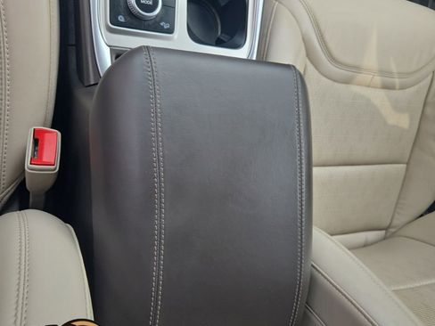 Used 2021 Ford Explorer Platinum w/ Equipment Group 601A image 27