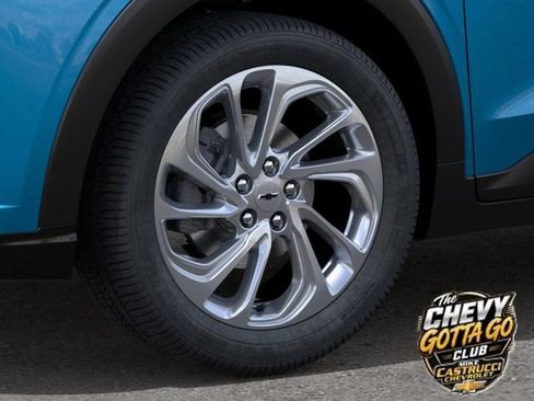 New 2027 Chevrolet Bolt LT FWD image 9